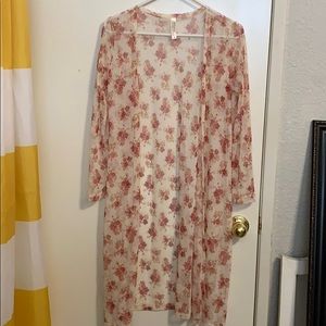 Floral print cardigan.